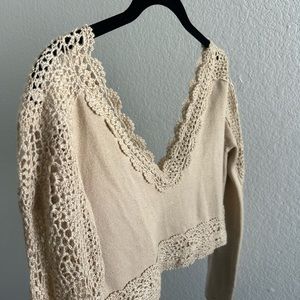 SUPER Unique Sandy Knit Crop Sweater